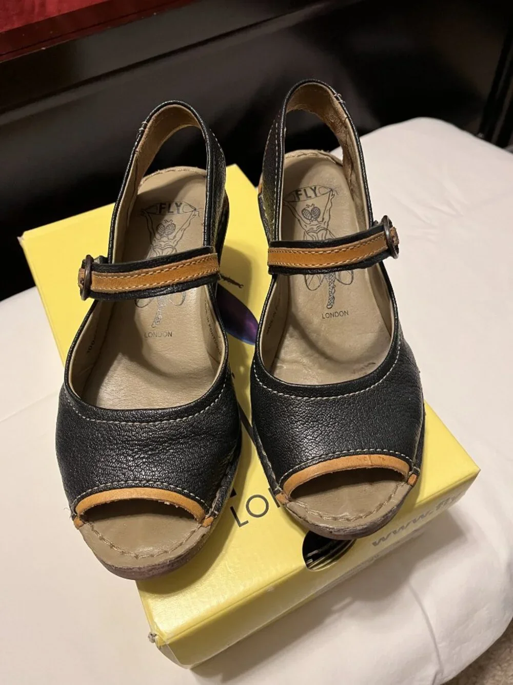 Fly London Saia Ladies Sandal Size EU 37 Women, Black/Mustard